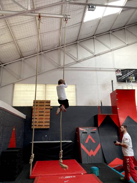 Warrior Adventure Lyon : Vivez l’expérience Ninja Warrior à Villeurbanne, même pendant la canicule !